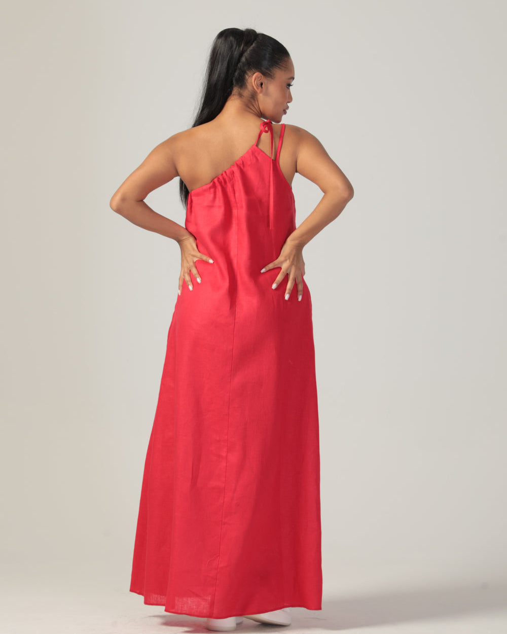 Elara Linen Dress