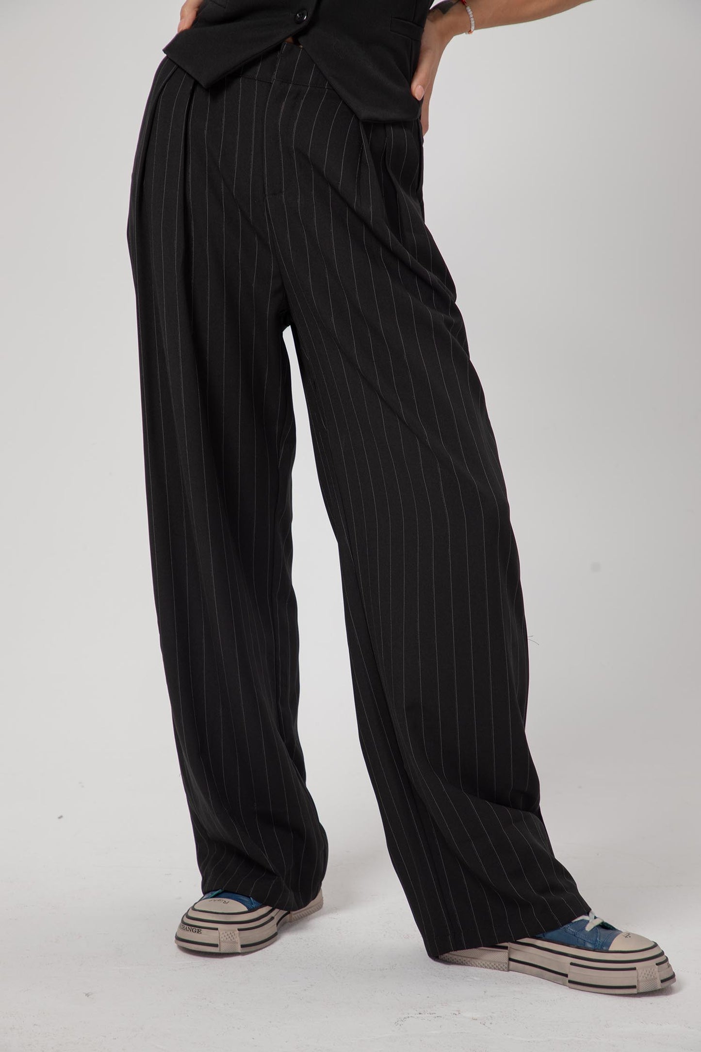 Monny Pants