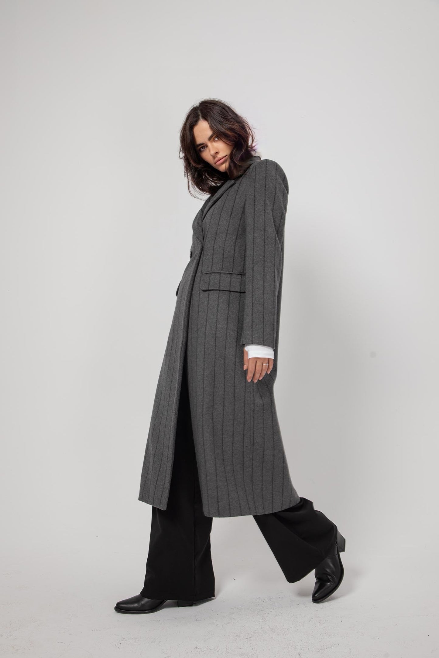 Raia Coat