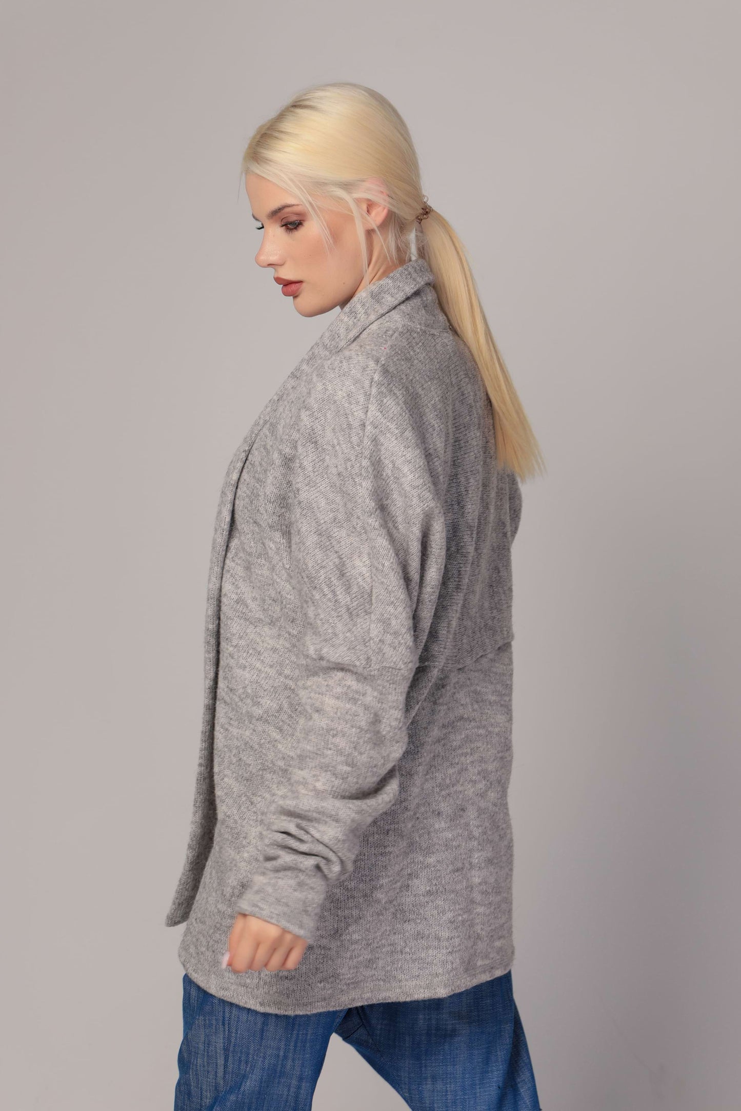 TRINA - Buttonless knitted cardigan