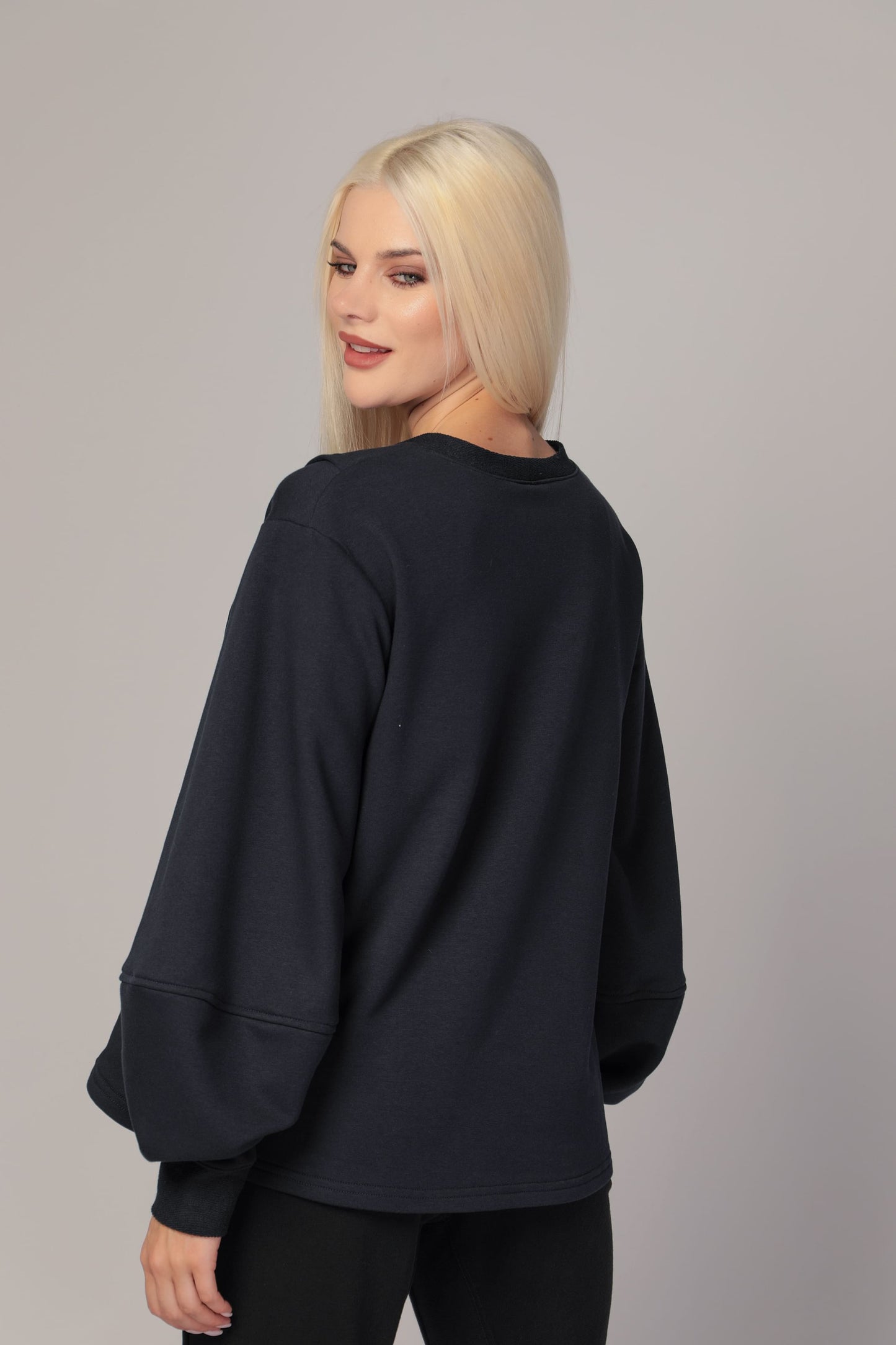 AELLA - Blouse with crossed back