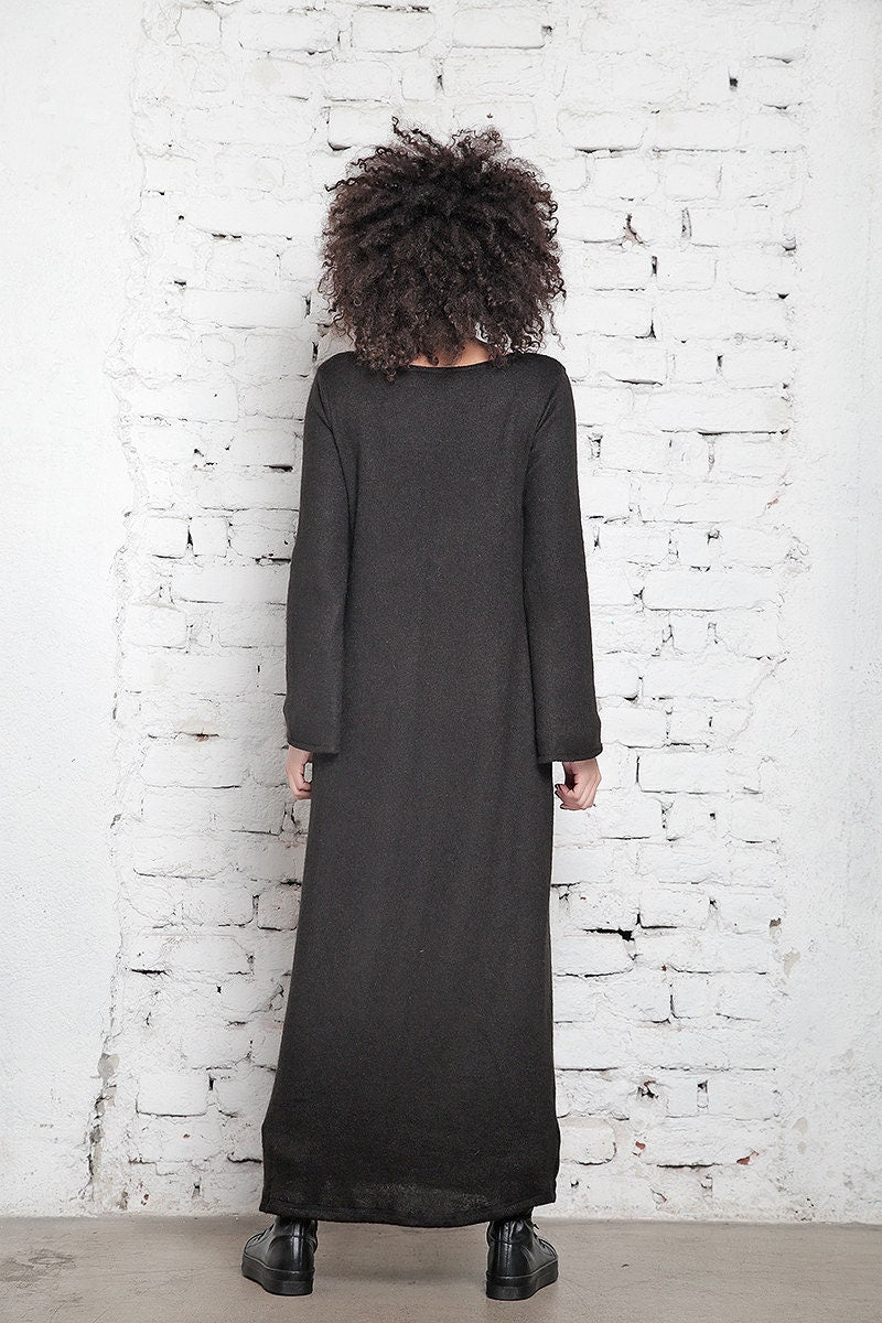 VAMA Knitted Maxi Dress
