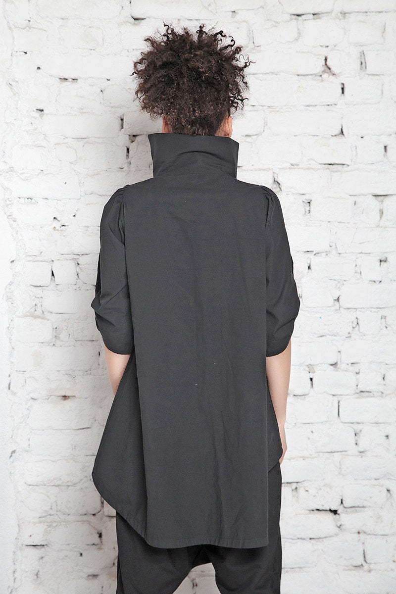 Chic crossed neckline top - KAIA