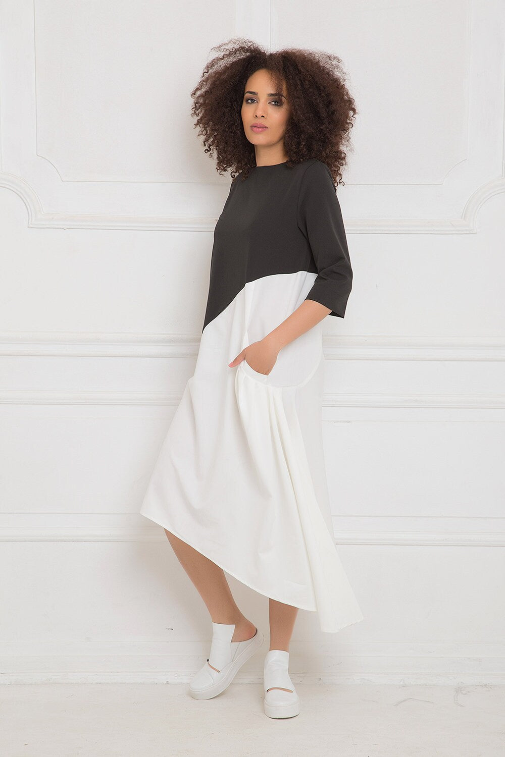 Asymmetrical midi dress - SAKUA