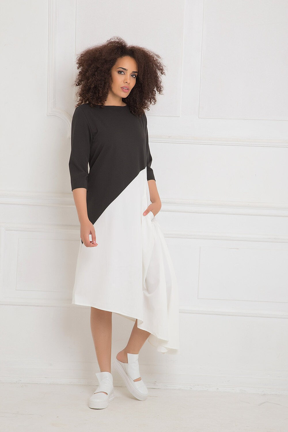 Asymmetrical midi dress - SAKUA