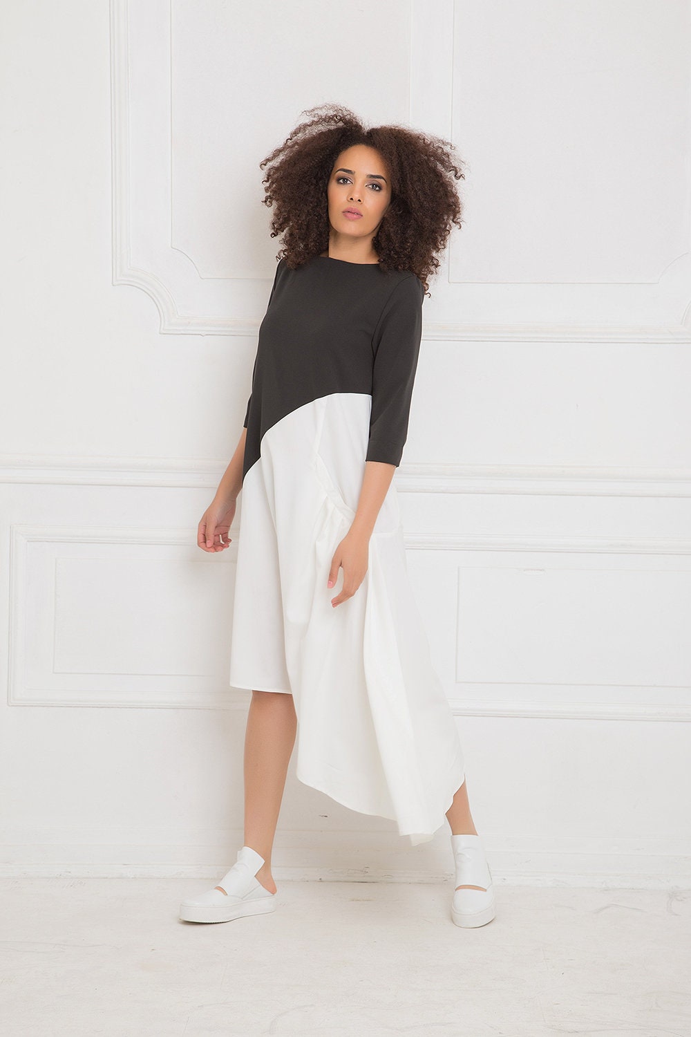 Asymmetrical midi dress - SAKUA