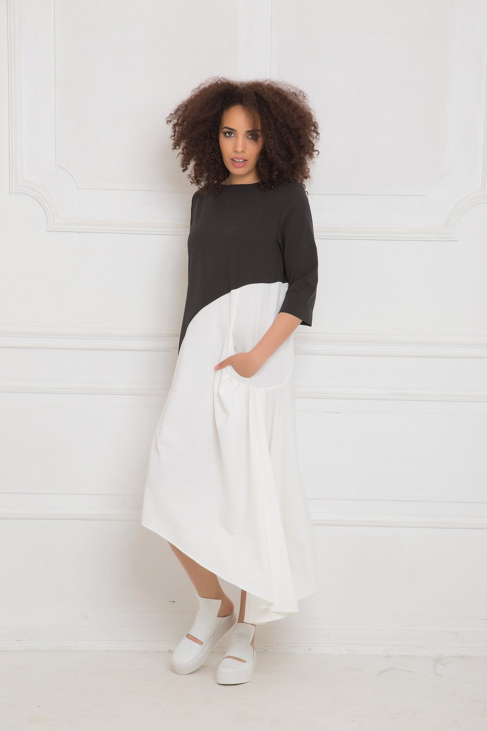 Asymmetrical midi dress - SAKUA