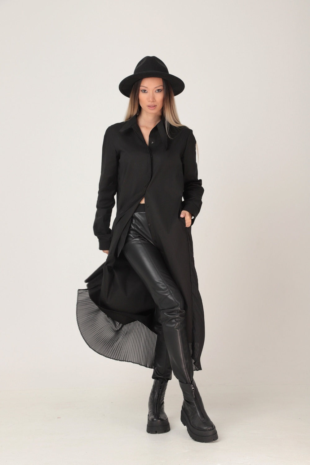 Below the knee shirt dress - DOPA