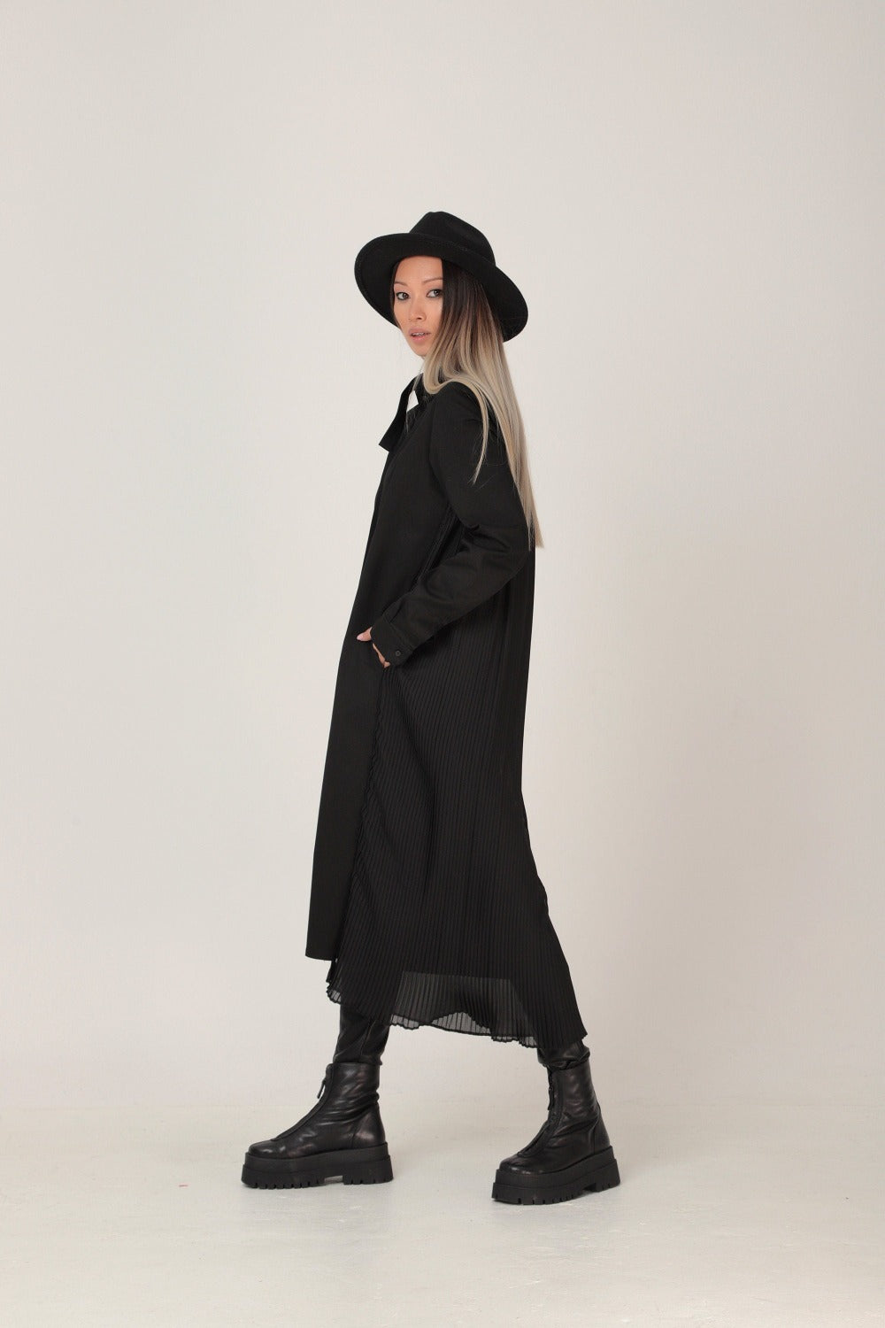 Below the knee shirt dress - DOPA