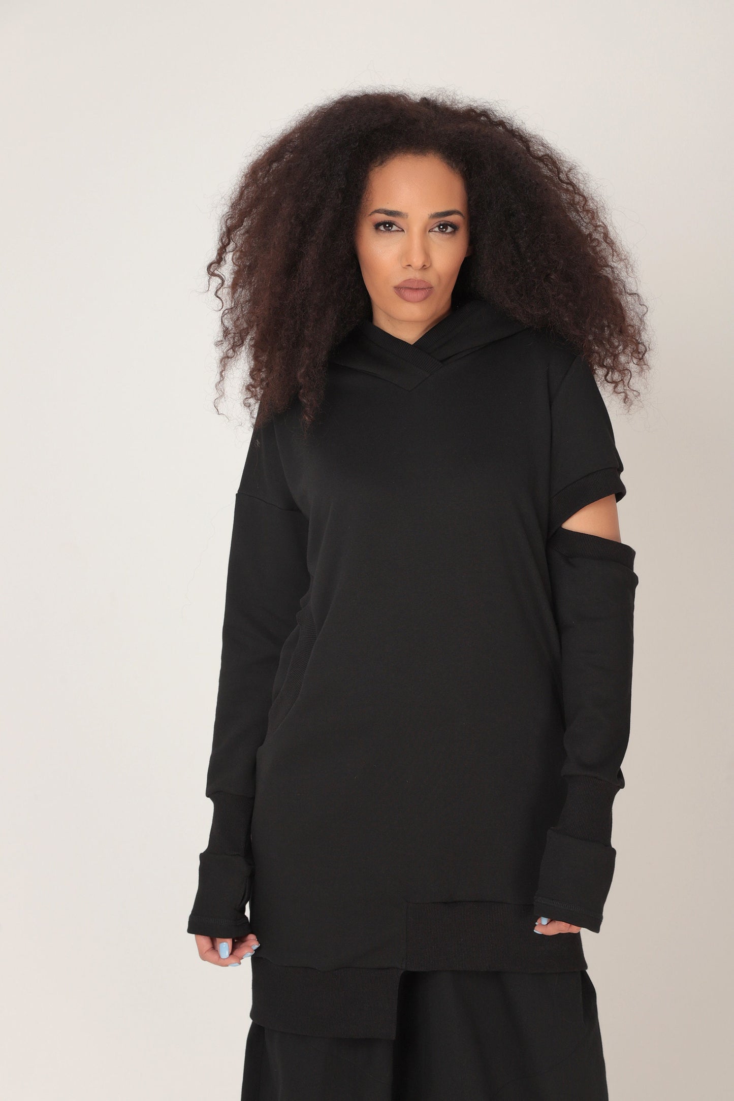 Asymmetrical hoodie - ORINA