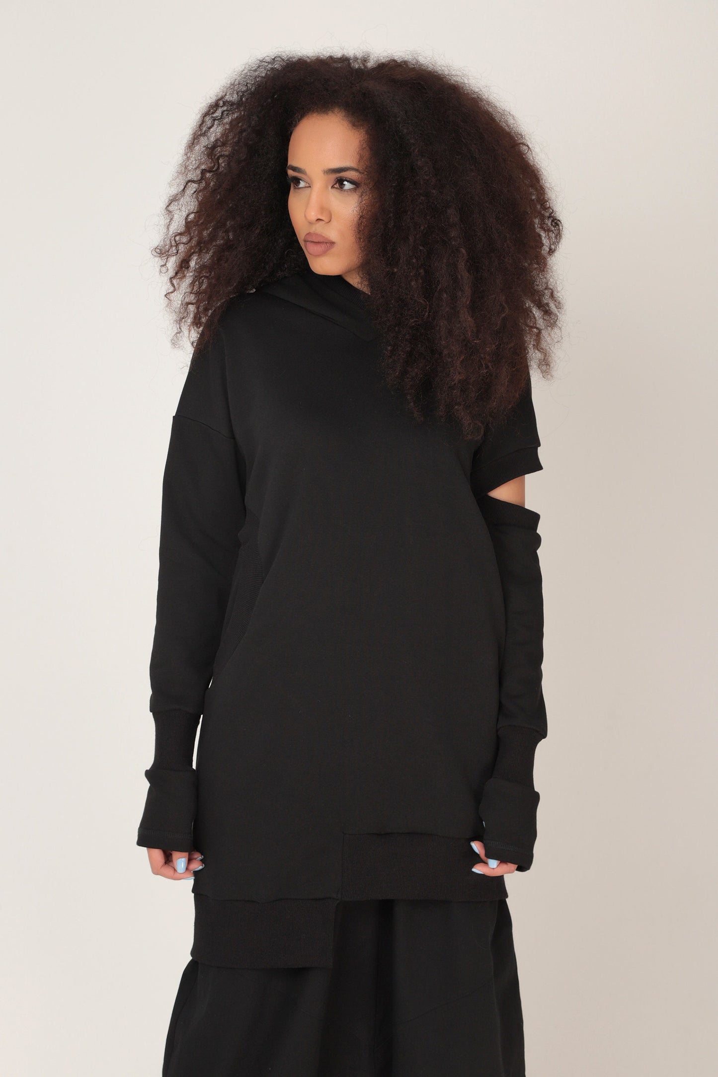 Asymmetrical hoodie - ORINA