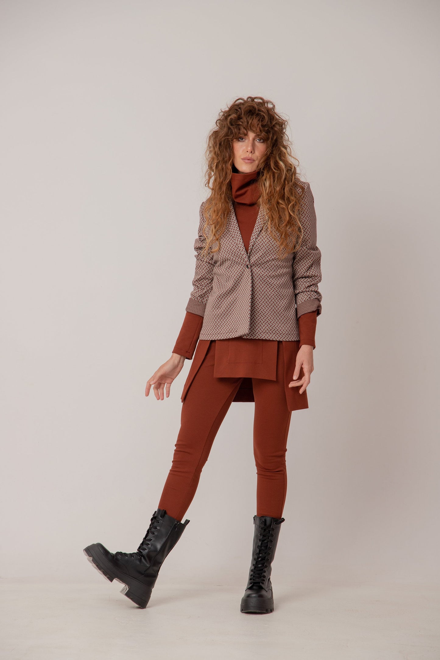 Classic elegant blazer - RIYA