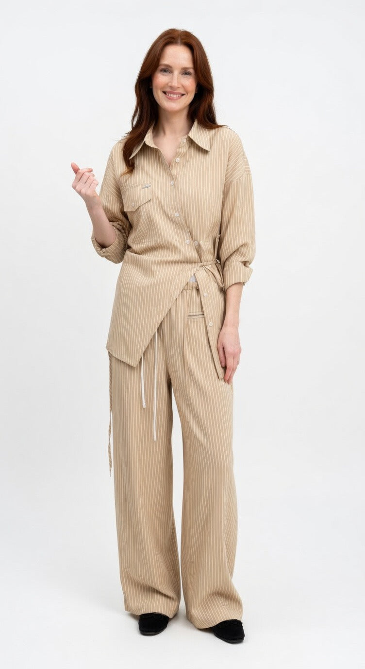 Asymmetric Set