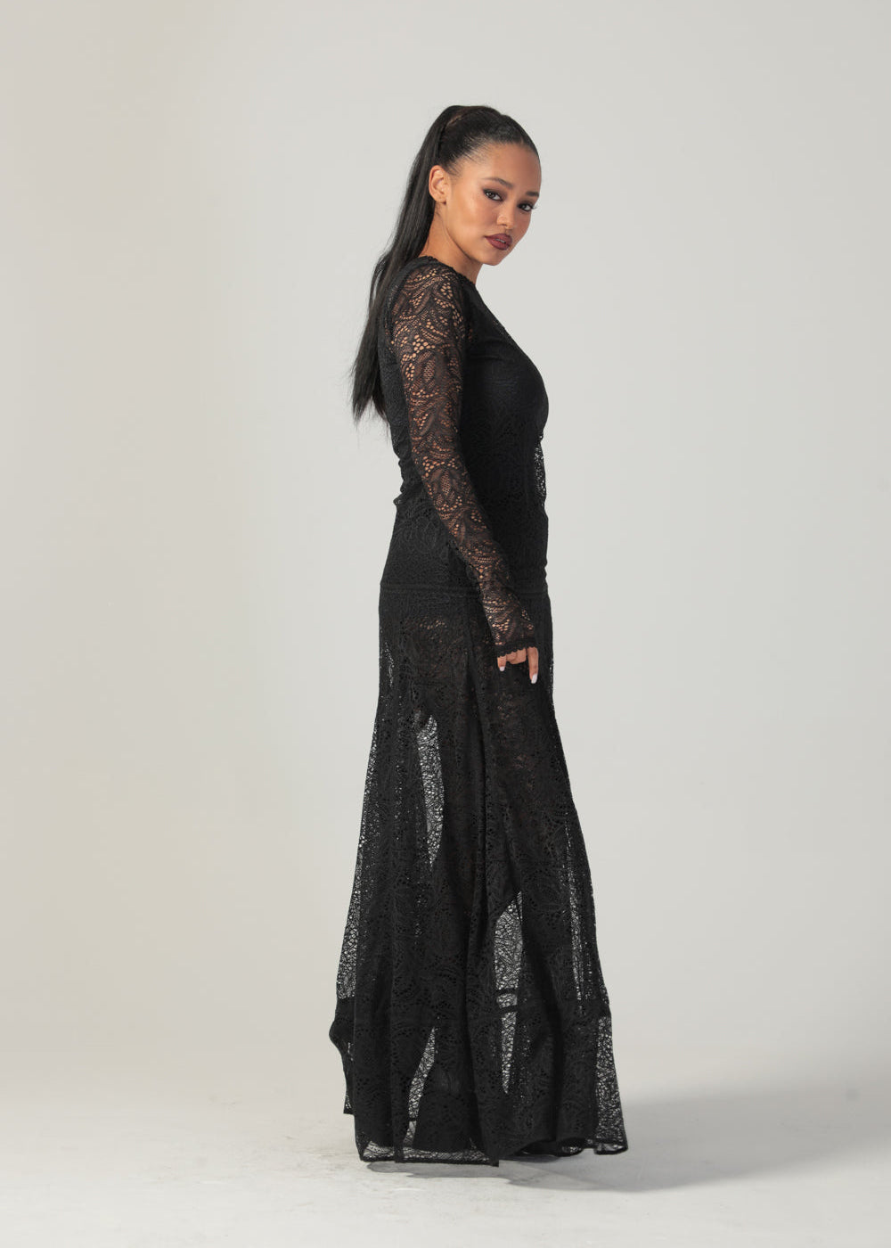Veloura Lace Ensemble