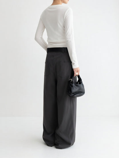 The Wide-Leg Trousers