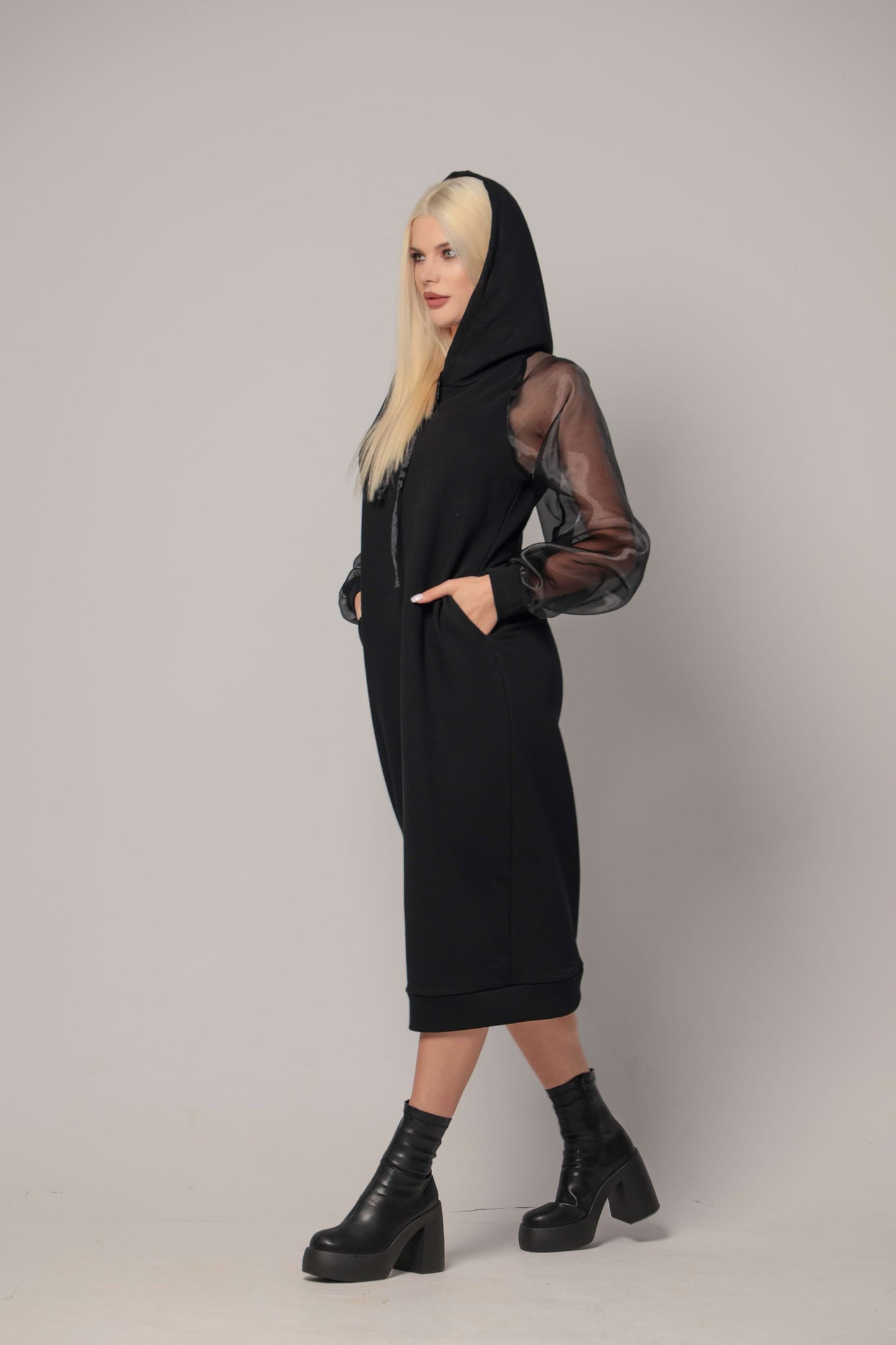 SANSA - Elongated sweatshirt hoodie dress