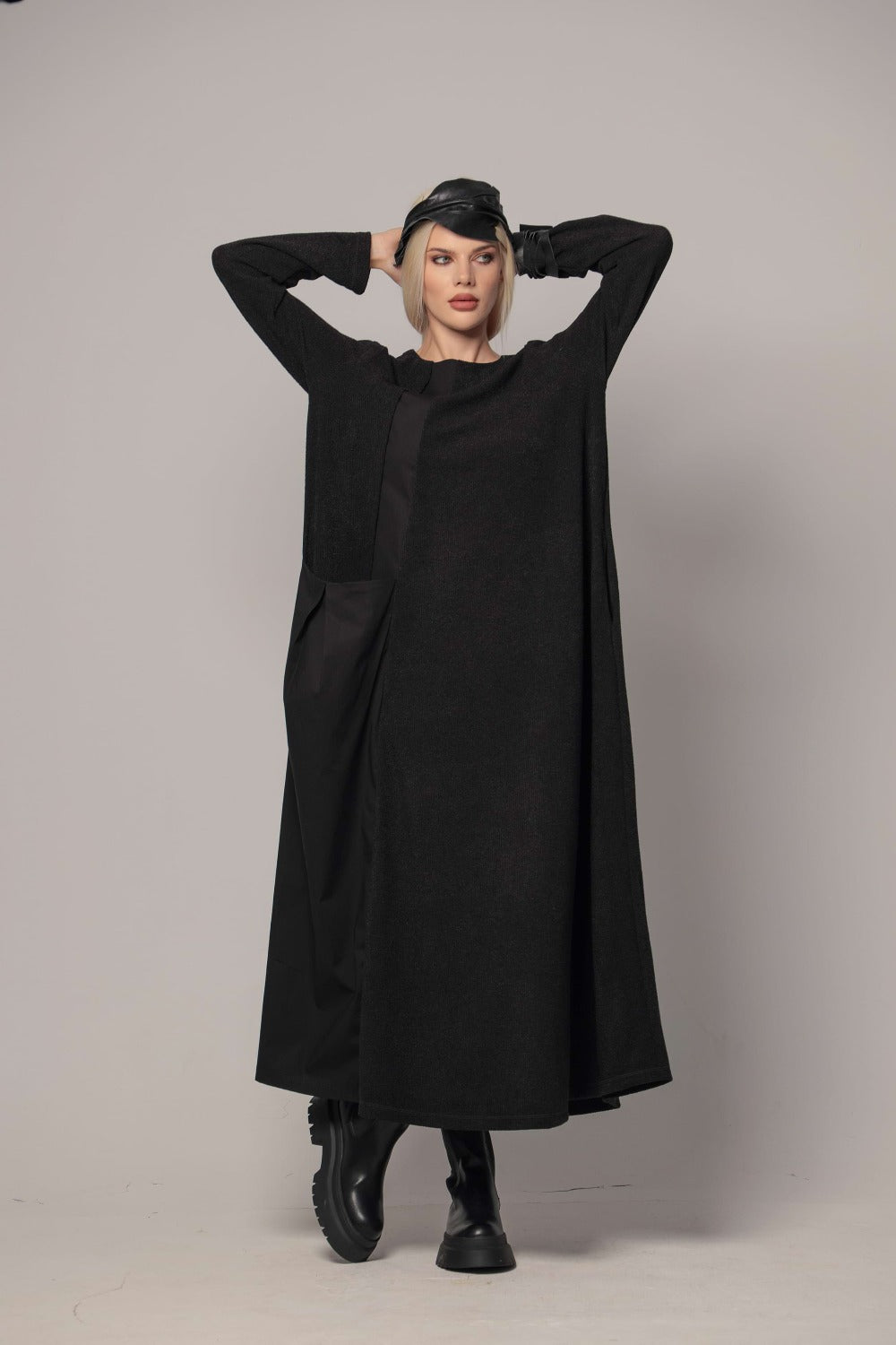 PRIYA - Oversize maxi dress with large front pocket