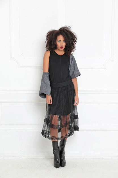 Skirt with lace borders - TANATA